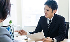 STEP02 担当者がデモ画面を元に説明
